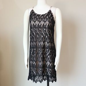 NWT Alice + Olivia black crochet shift dress